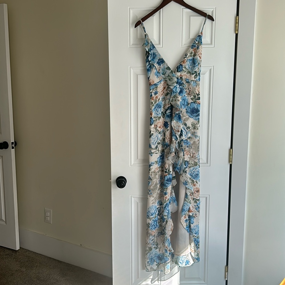 Floral midi dress. Size S.